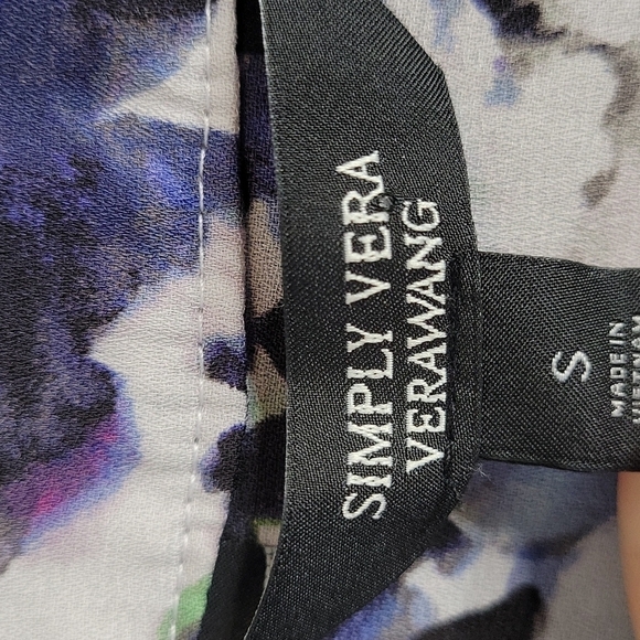 Simply Vera Vera Wang watercolor v-neck blouse convertible sleeves size Small - Picture 3 of 11